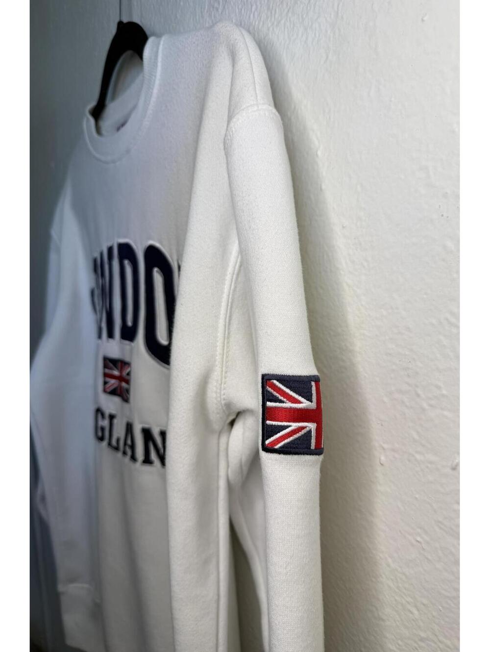 London England Men’s Medium White Crewneck Sweatshirt Retro Cotton Blend - Picture 3 of 8